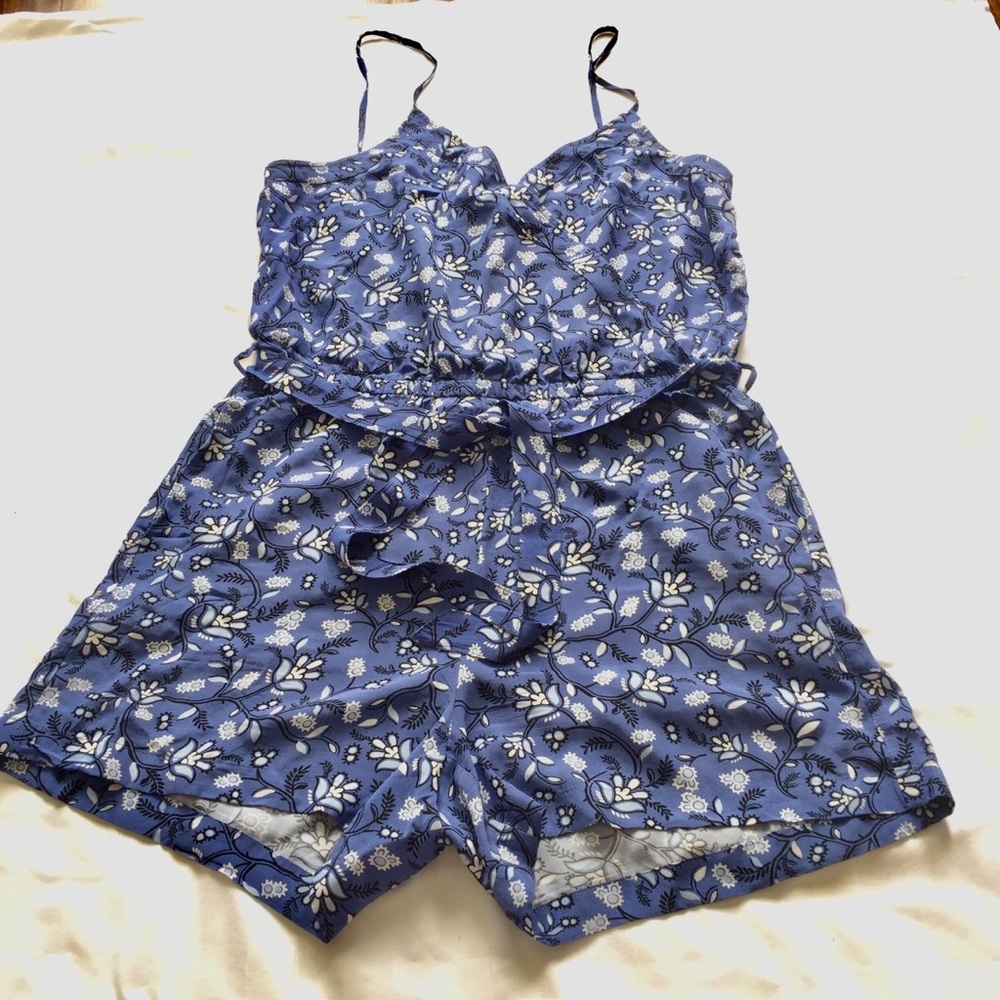 Ann Taylor LOFT blue floral romper with tie.